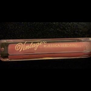 Shimmer lip gloss